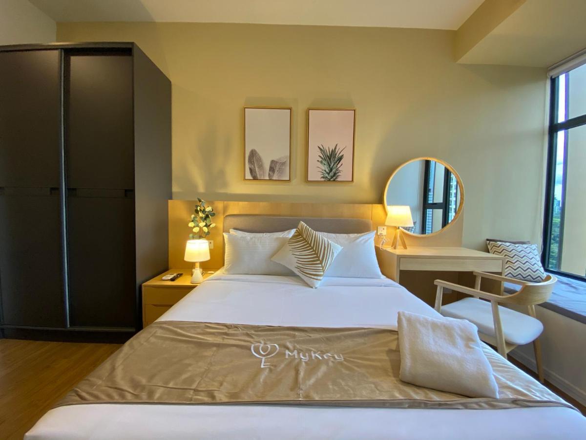 Ceylonz Suites By Mykey Kuala Lumpur Exterior foto Deluxe Room