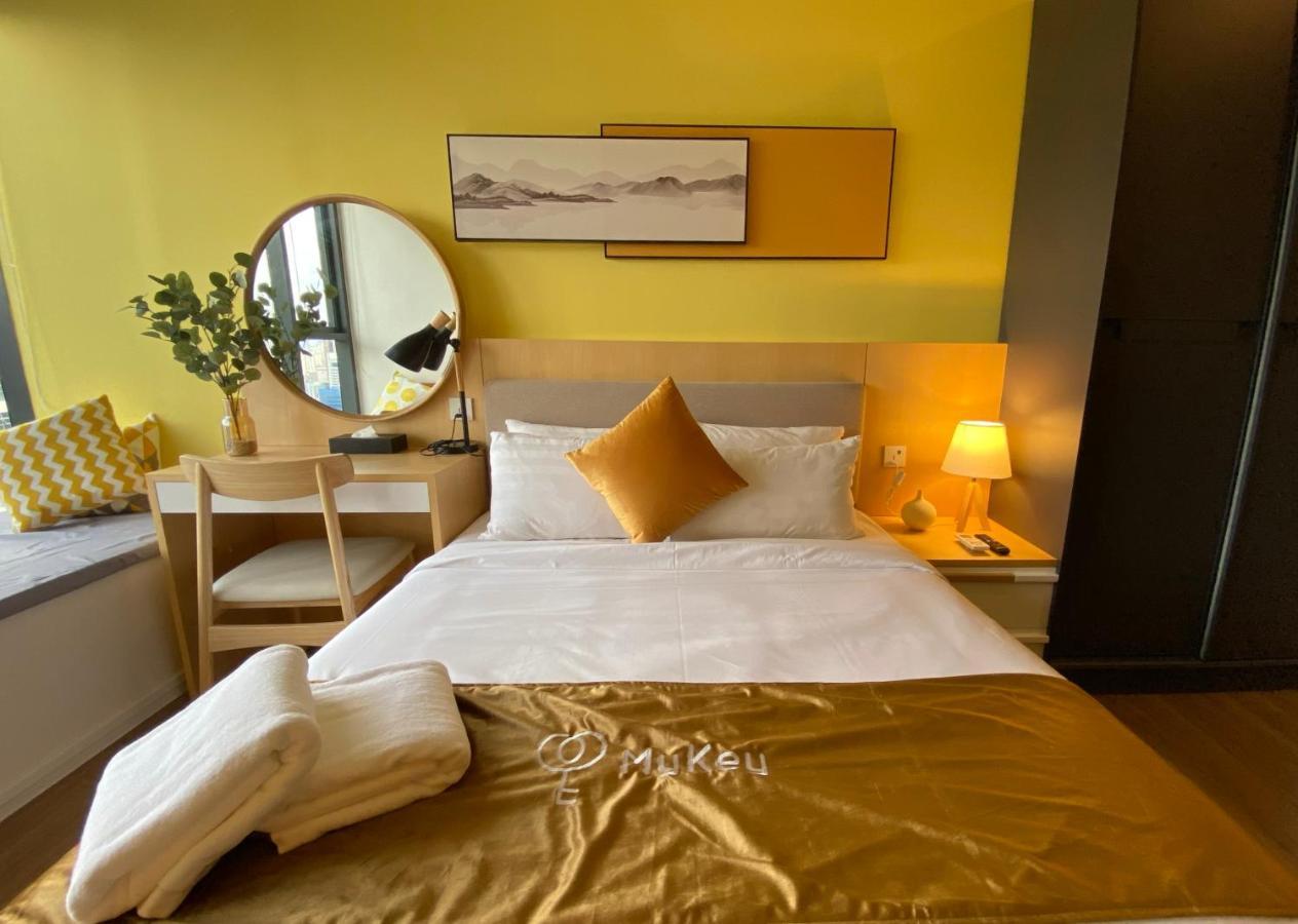 Ceylonz Suites By Mykey Kuala Lumpur Exterior foto A bedroom at the hotel